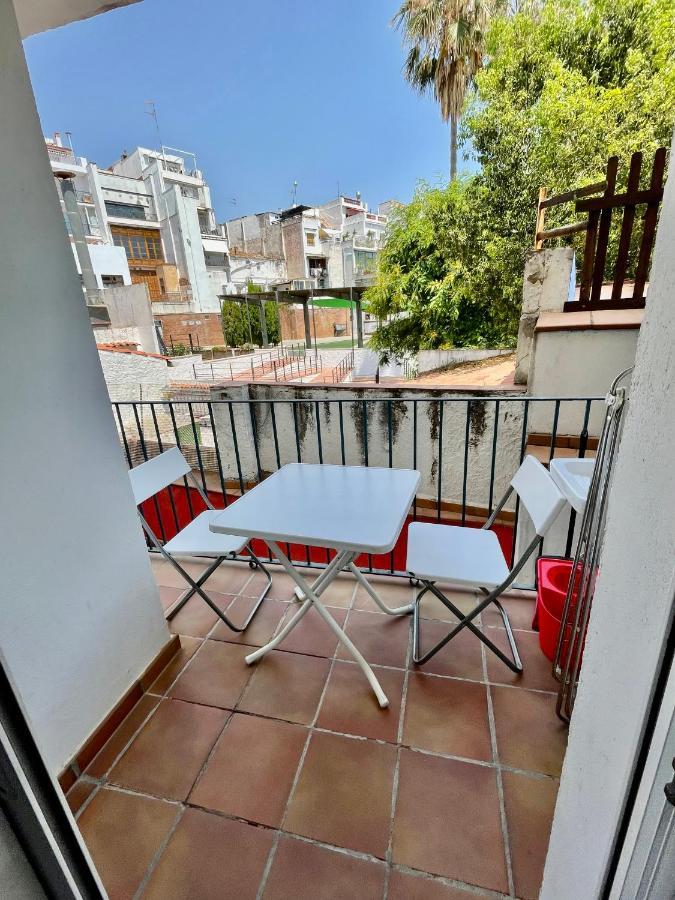 Sant Pau Beach Home With Terrace Sitges Bagian luar foto