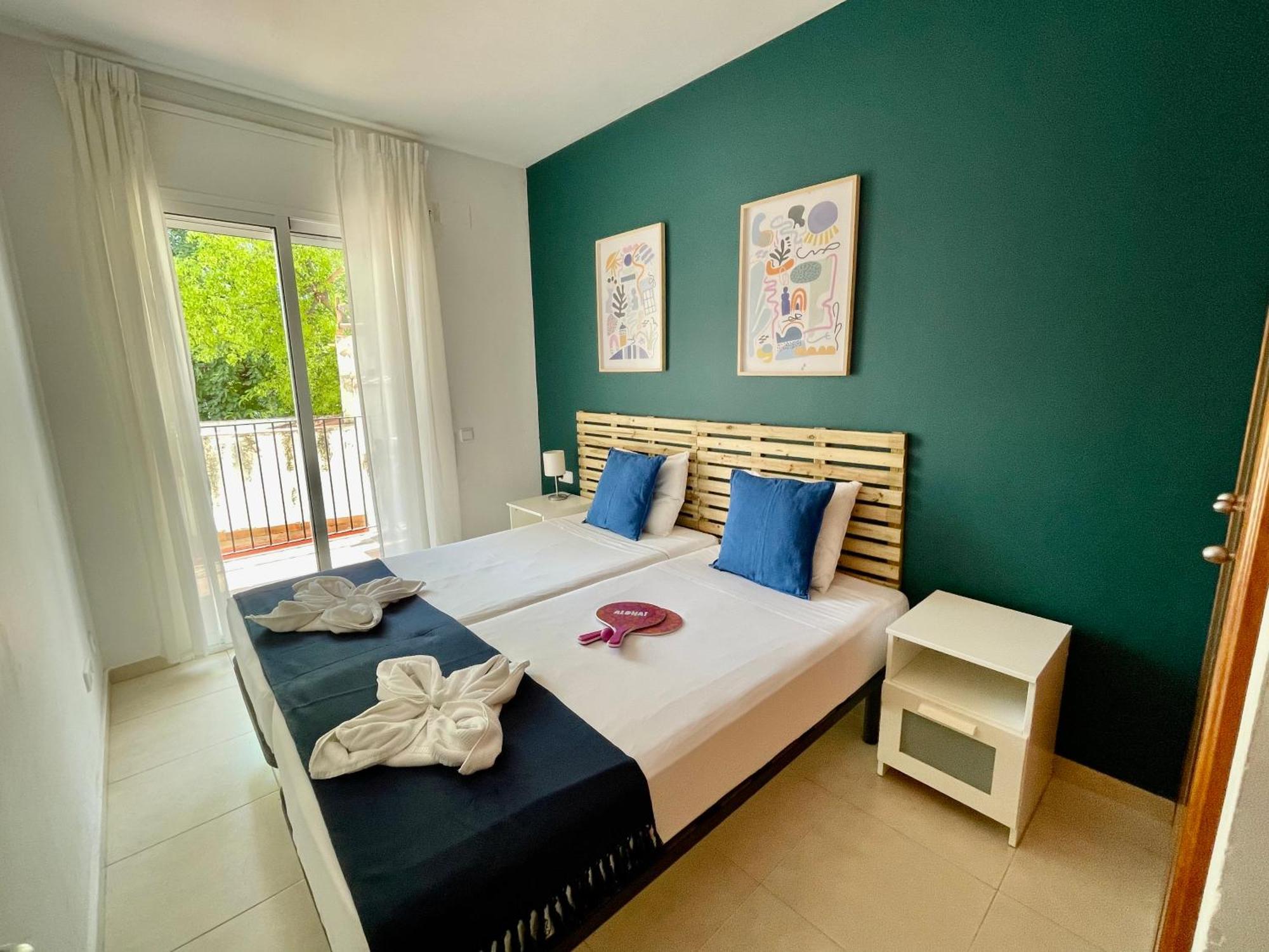 Sant Pau Beach Home With Terrace Sitges Bagian luar foto
