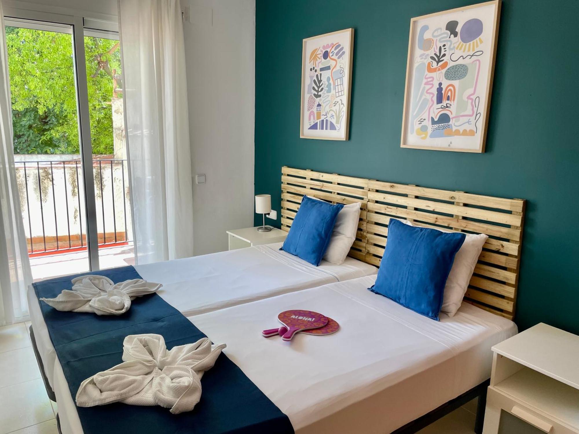Sant Pau Beach Home With Terrace Sitges Bagian luar foto